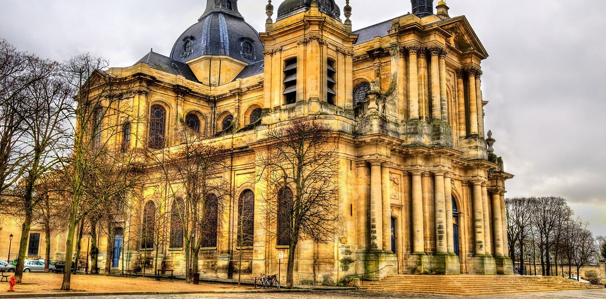 Torten nach Versailles bestellen!