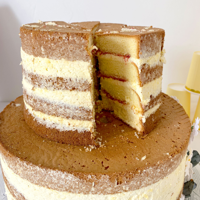 Naked Cake, bröllopstårta Vanilj/hallon