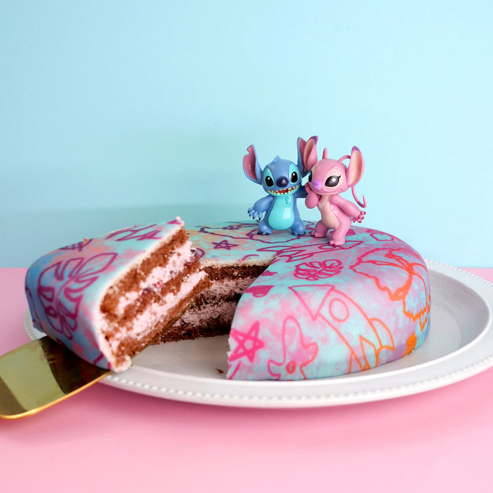 Angel &amp; Stitch® på tårta