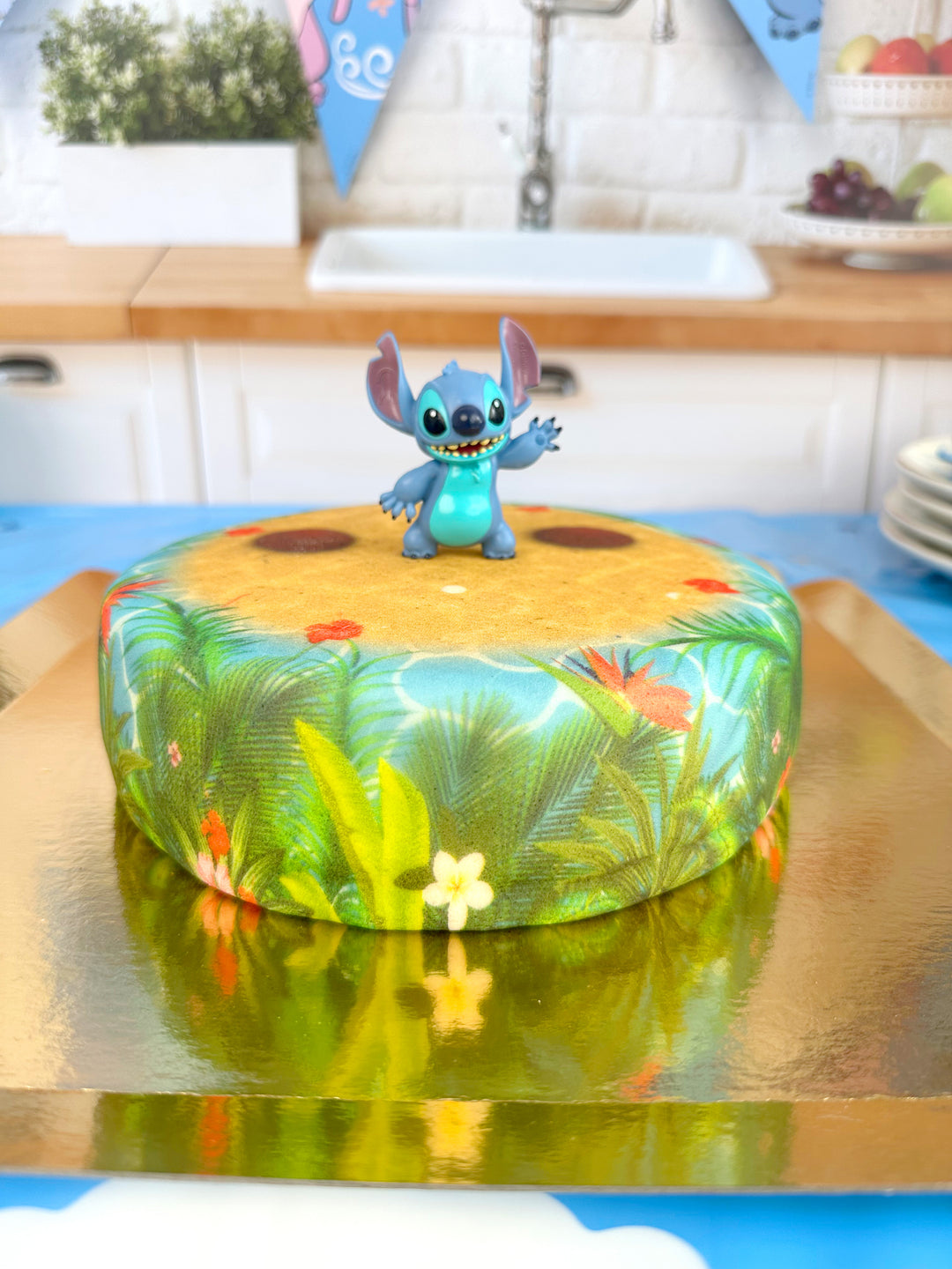 Stitch® på tropisk strandtårta