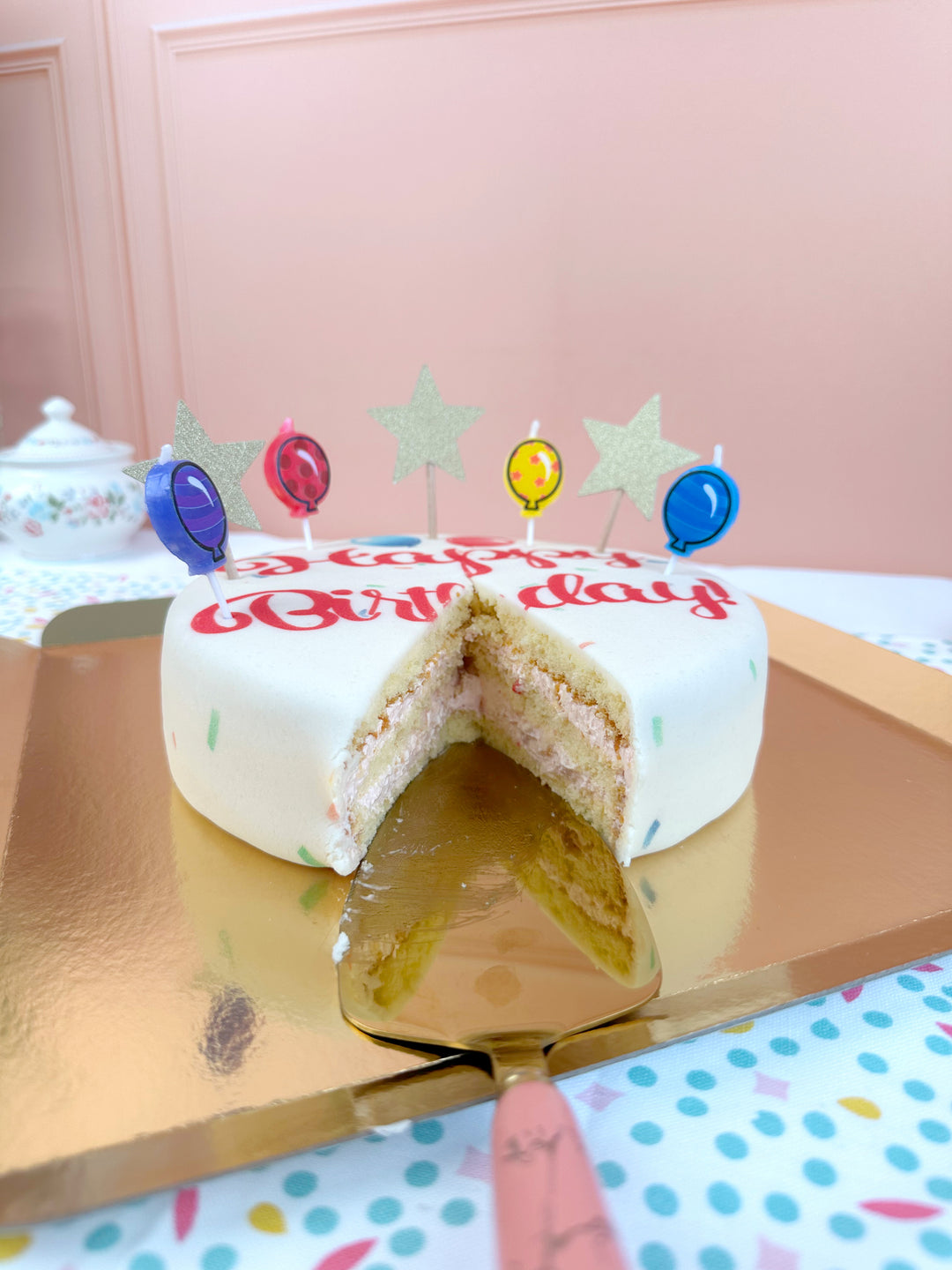 Happy Birthday tårta, rosa