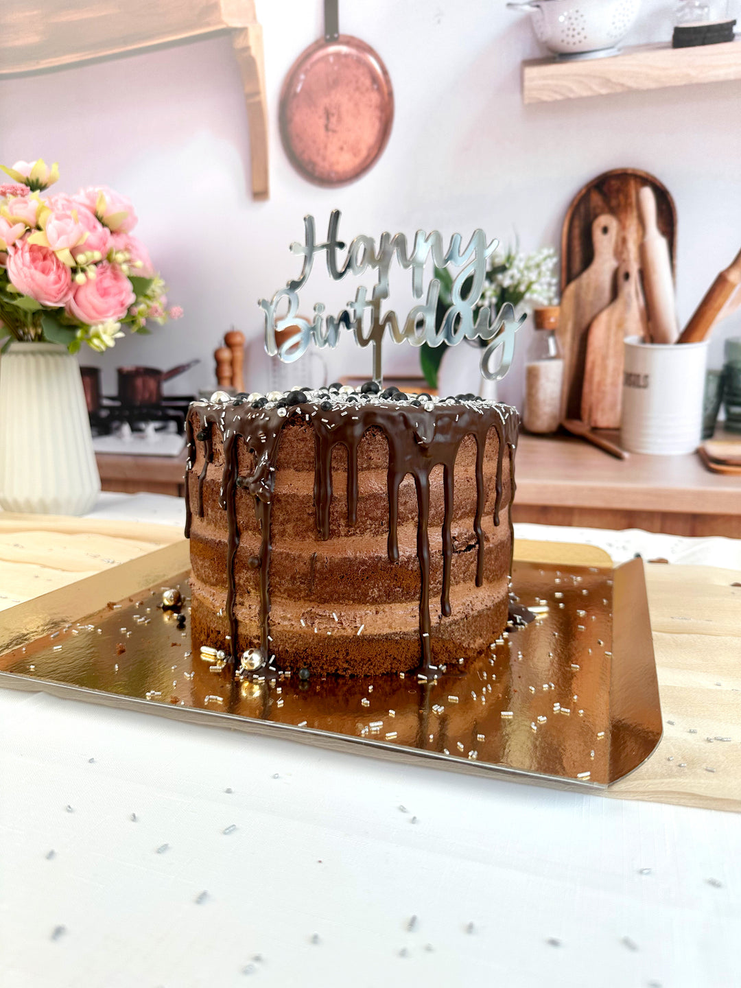 Choklad Naked Cake - olika storlekar