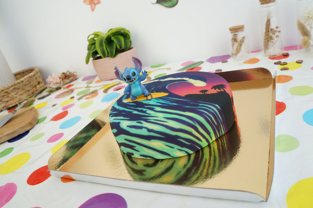 Stitch® på Surfer-tårta