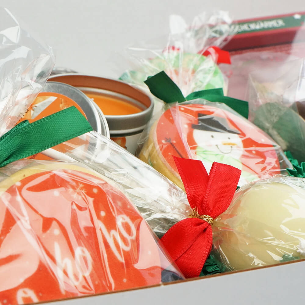Presentbox med julbakverk