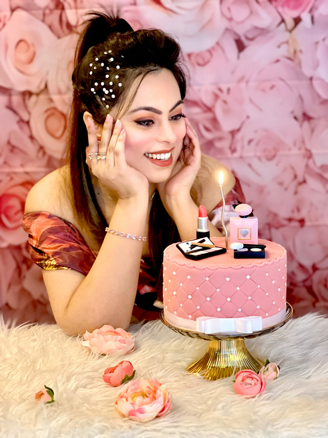 Deluxe Make-Up Torte mit weißem Band