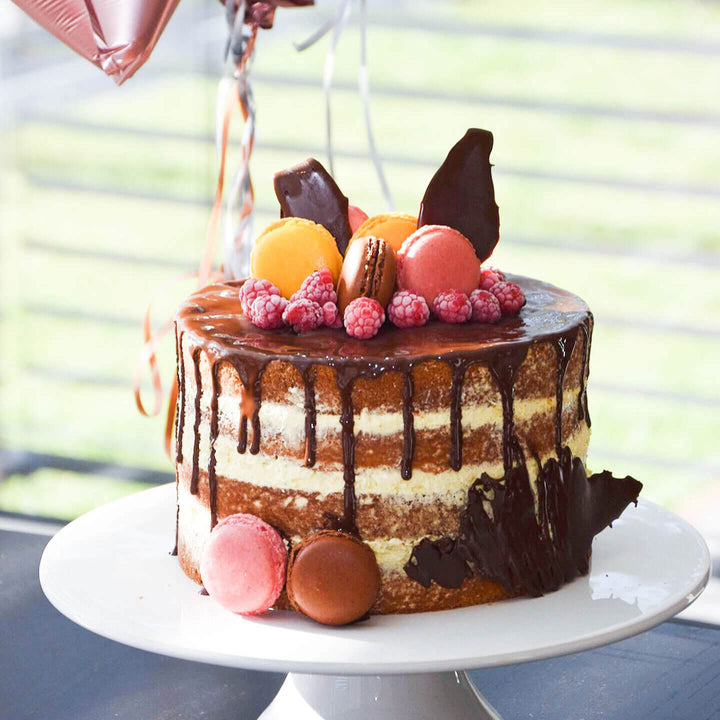 Naken cake vanilj/hallon – olika storlekarNaked Cake Vanilj/hallon