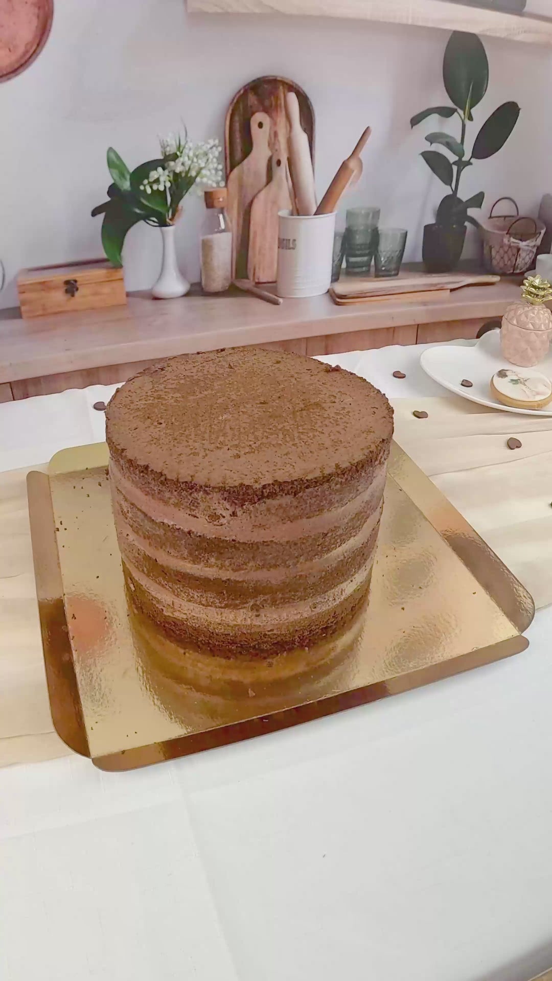 Choklad Naked Cake - olika storlekar
