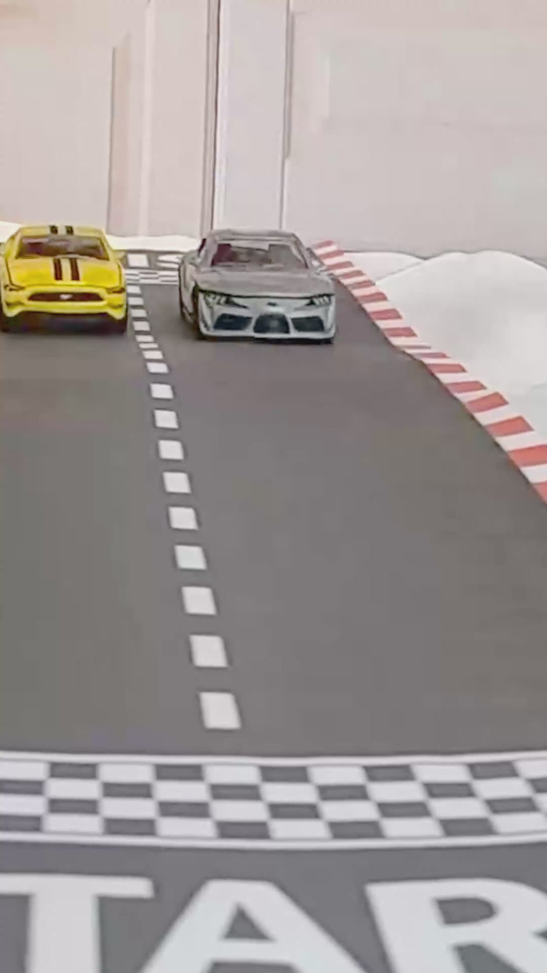 Leksaksbil på tårta–LAMBORGHINI