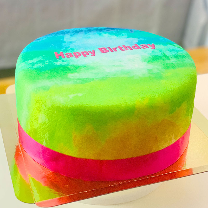 rainbow-pride-cake
