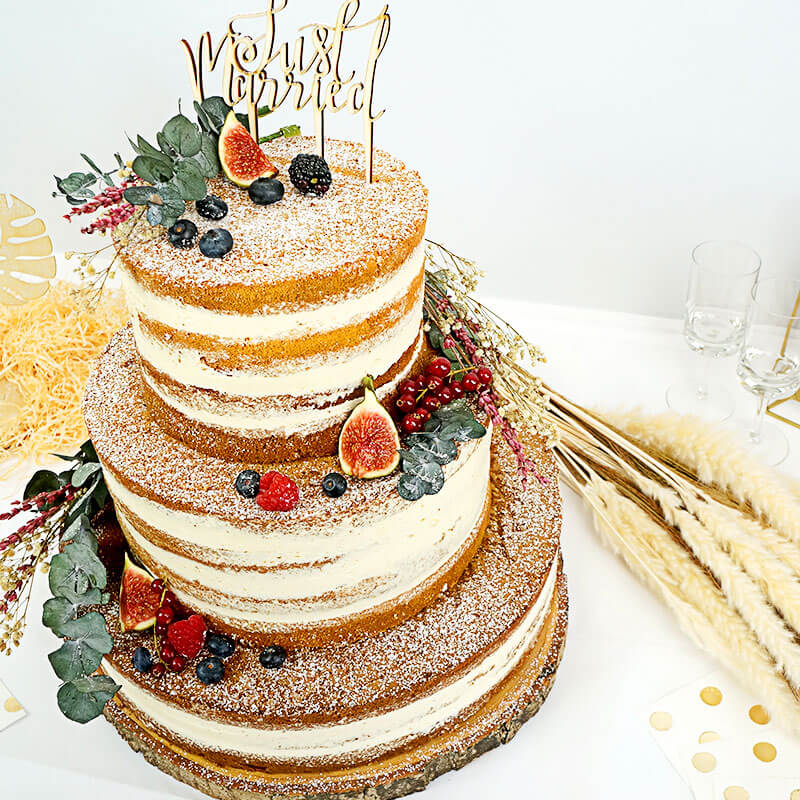 Naked Cake, bröllopstårta Vanilj/hallon